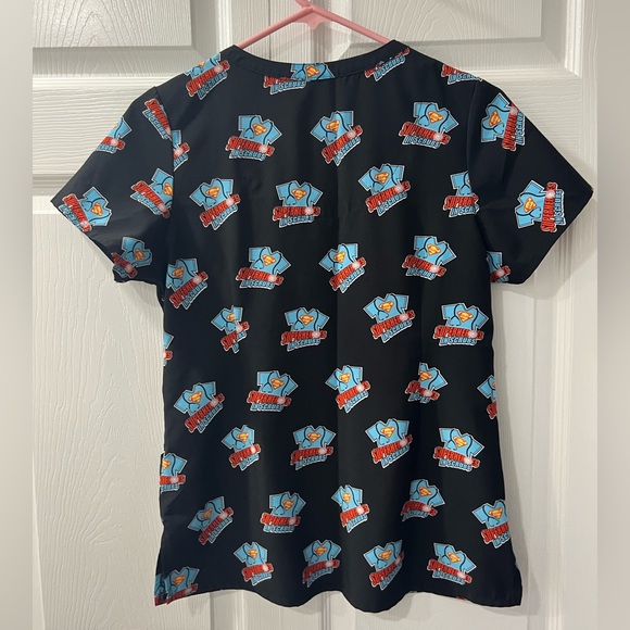 XS Maeven Scrub top - Picture 3 of 3